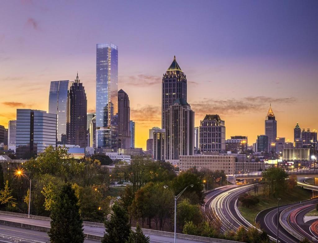 Verdant Statuesque Intimate Acropolis Views Of Famous Park Apartment Atlanta Luaran gambar