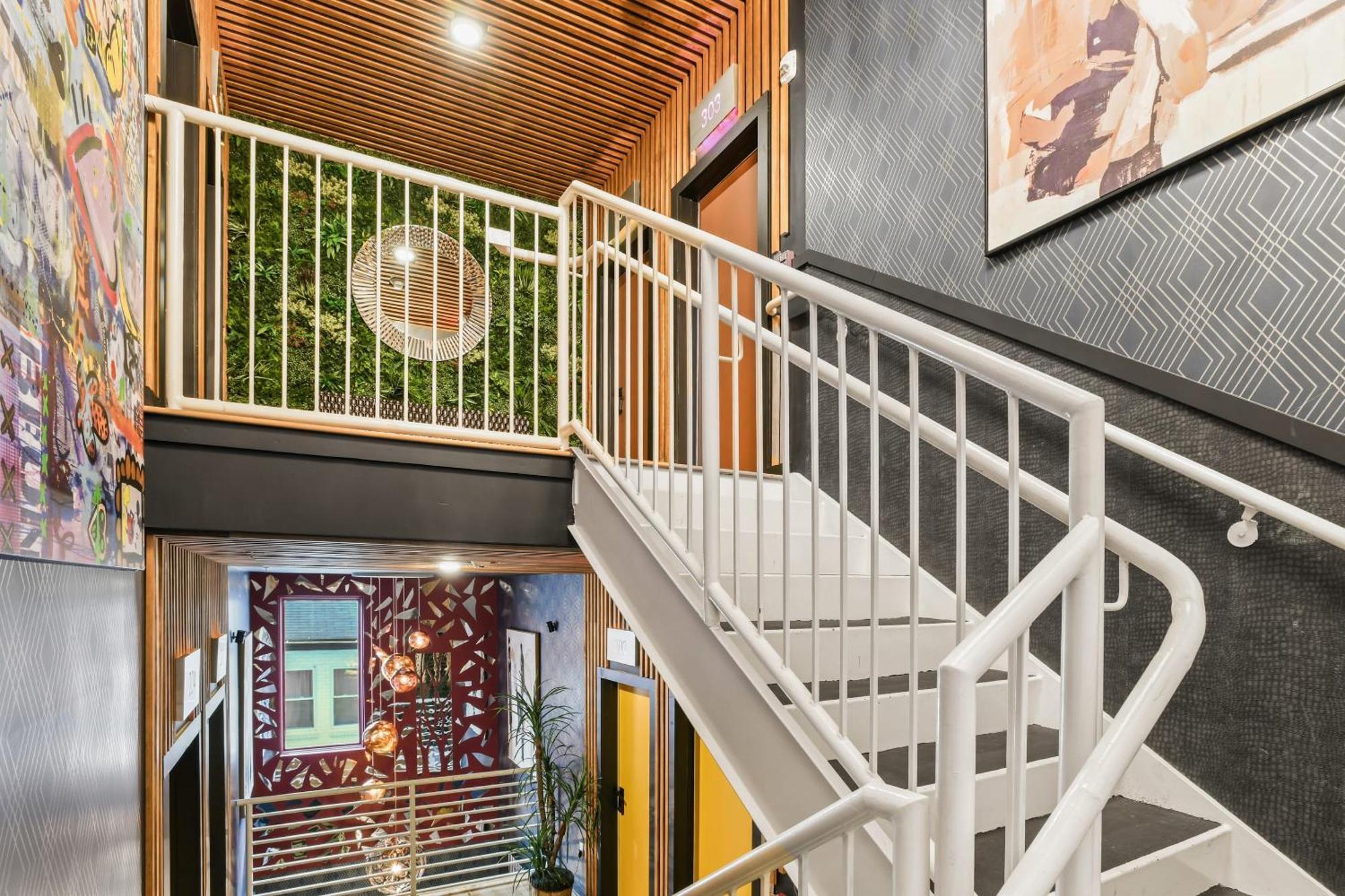 Verdant Statuesque Intimate Acropolis Views Of Famous Park Apartment Atlanta Luaran gambar