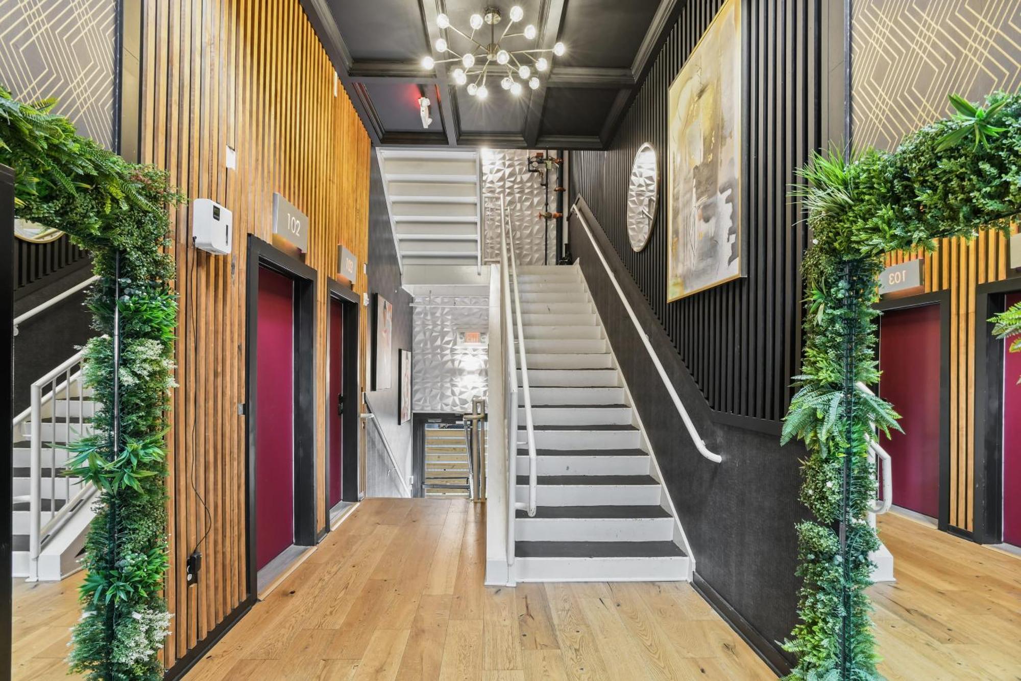 Verdant Statuesque Intimate Acropolis Views Of Famous Park Apartment Atlanta Luaran gambar